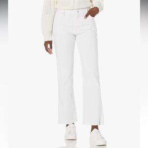 White Relaxed Straight Cotton JEANS by The Drop. Size 24” waist. Side slits. NEW